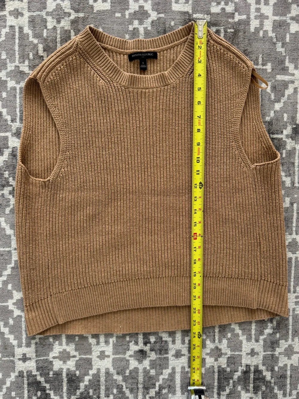 Banana Republic Factory Ribbed Sweater Vest  Sleeveless Knit Shell Camel tan